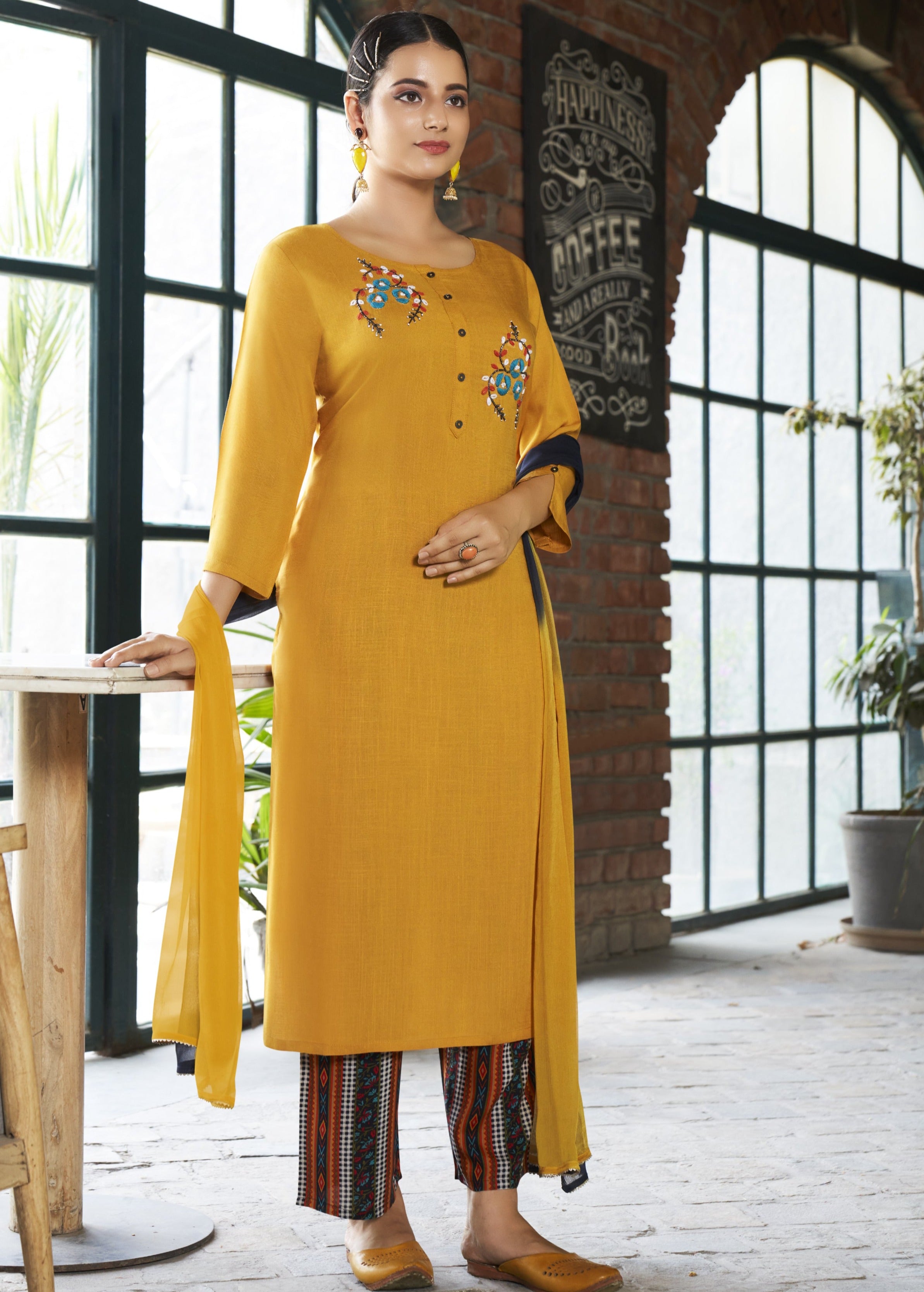 Elegance Kurti With Pant & Dupatta