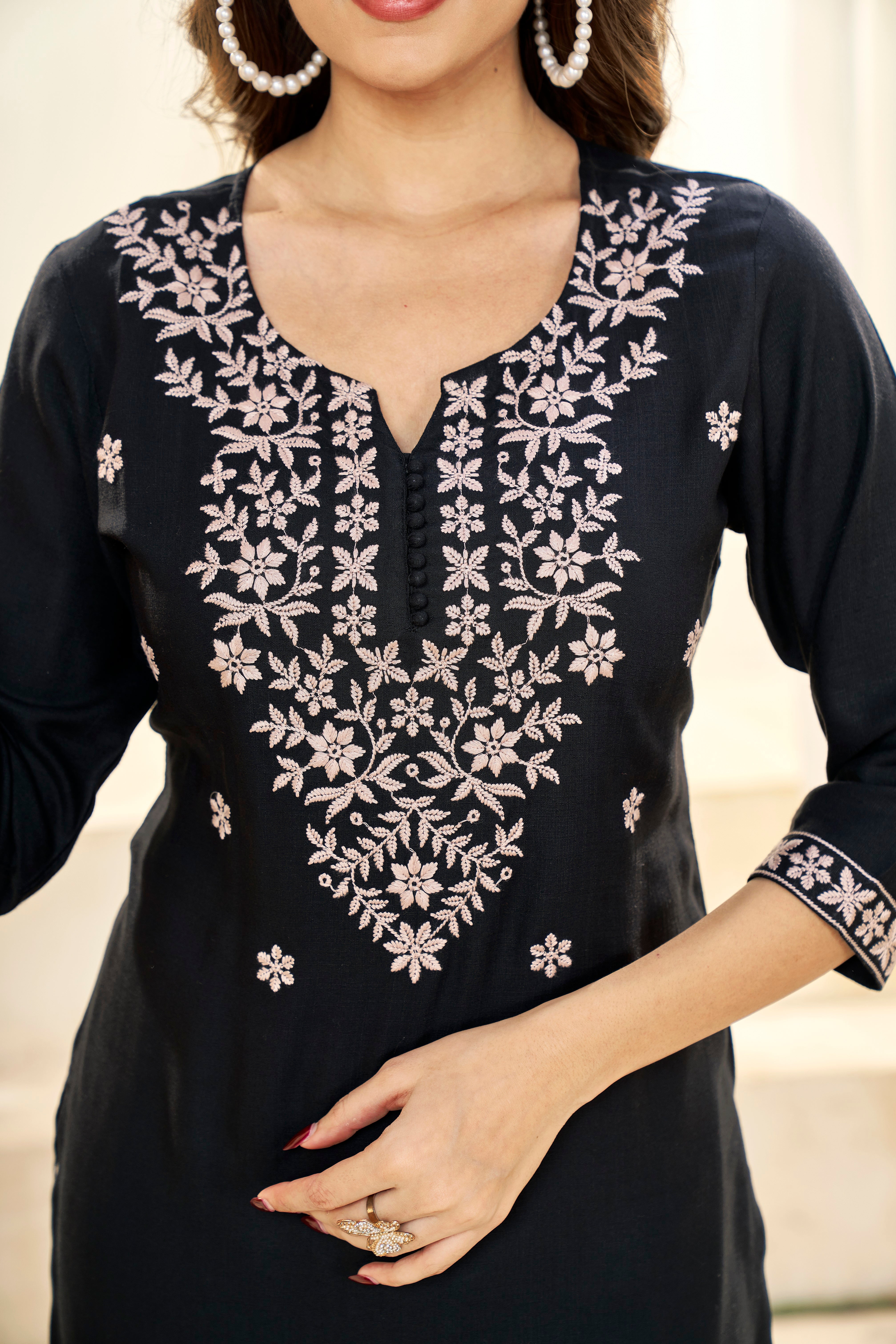 Round Neck Embroidered Kurta (Plus Size)