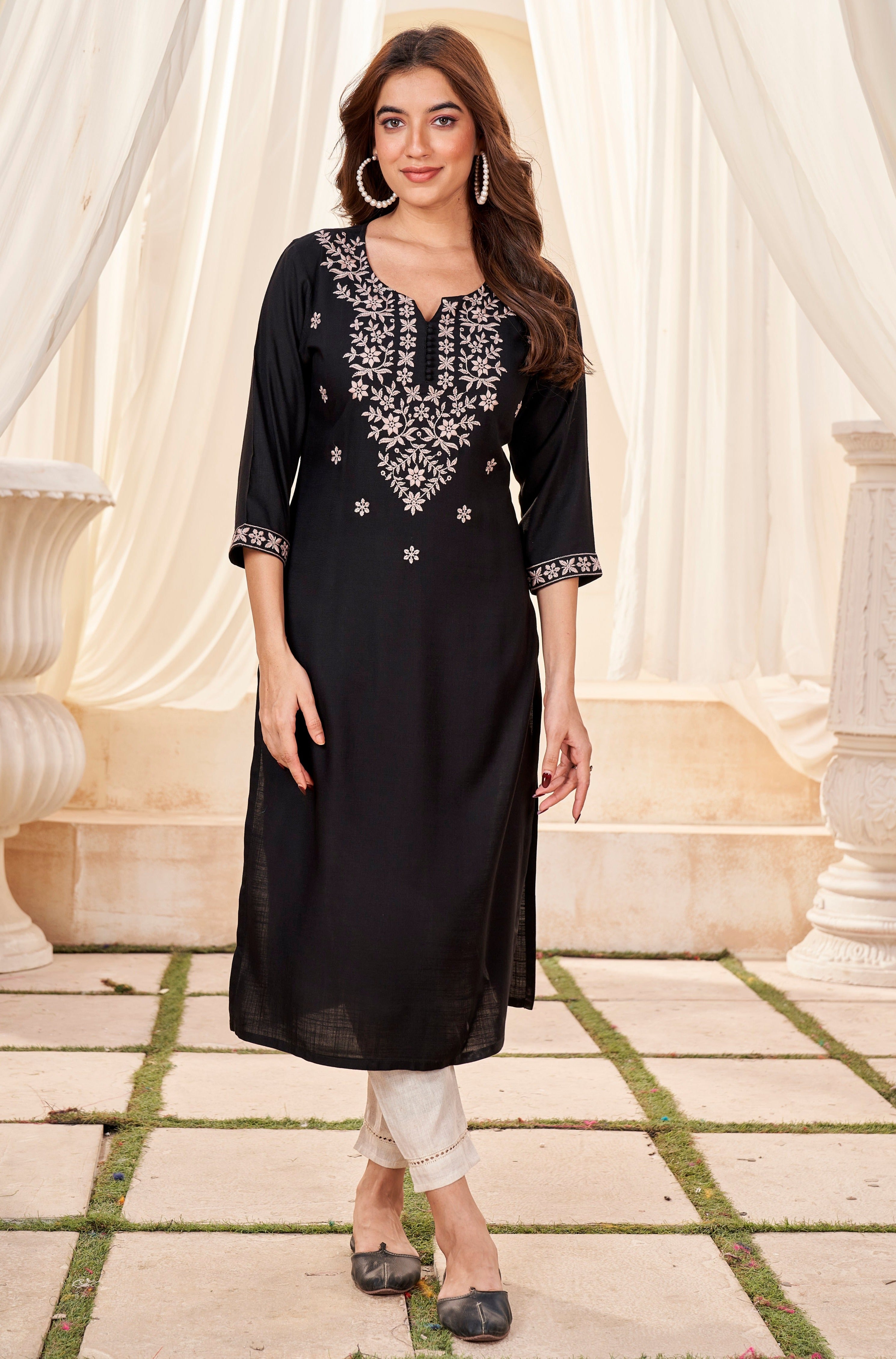 Round Neck Embroidered Kurta (Plus Size)