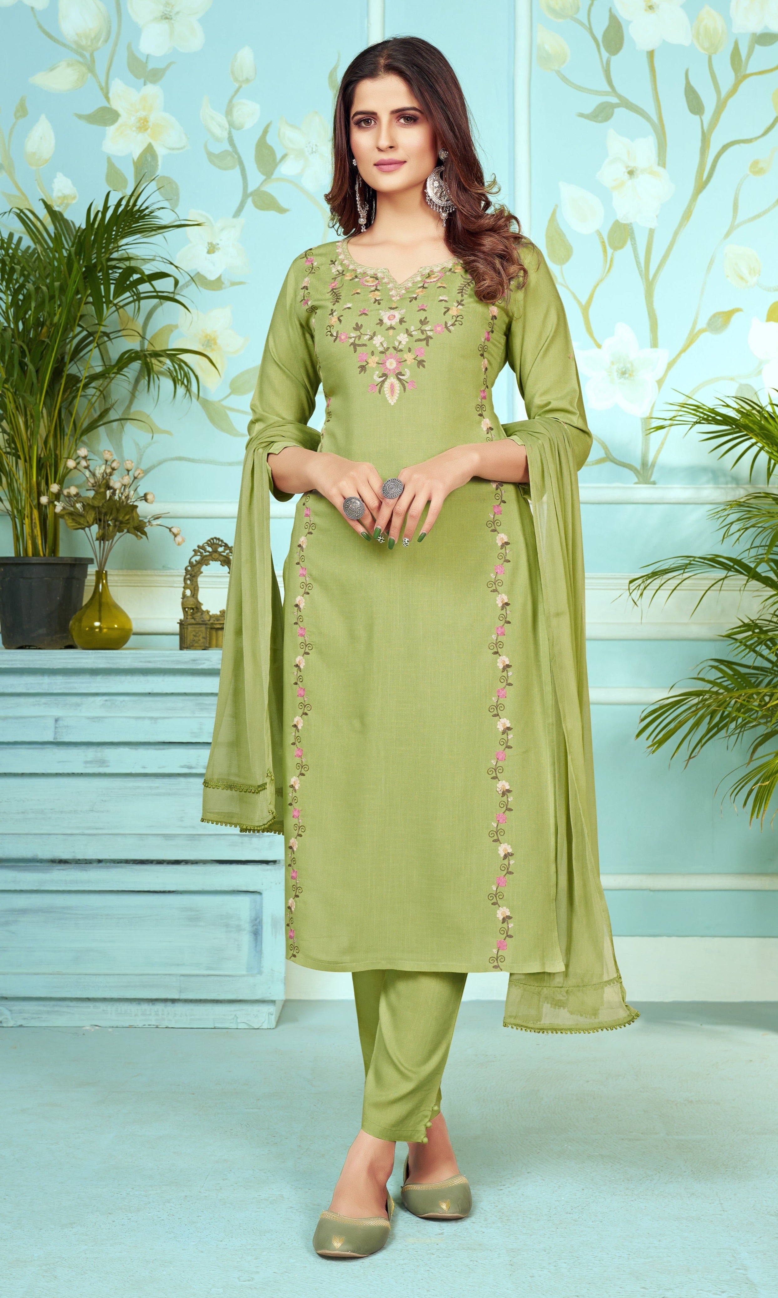 Embroidered Kurti With Pant & Dupatta