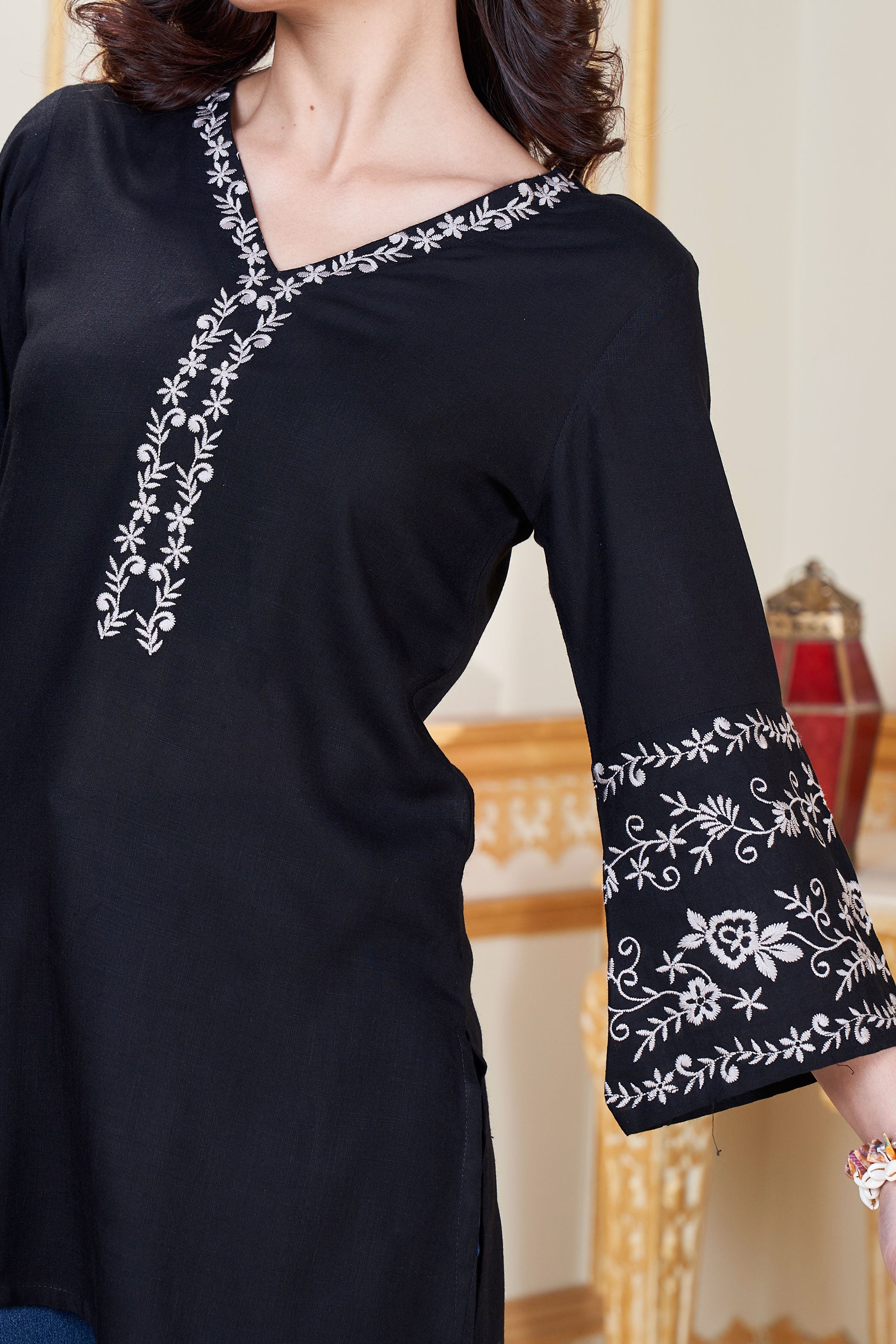 V-Neck Regular Sleeves Short Kurti