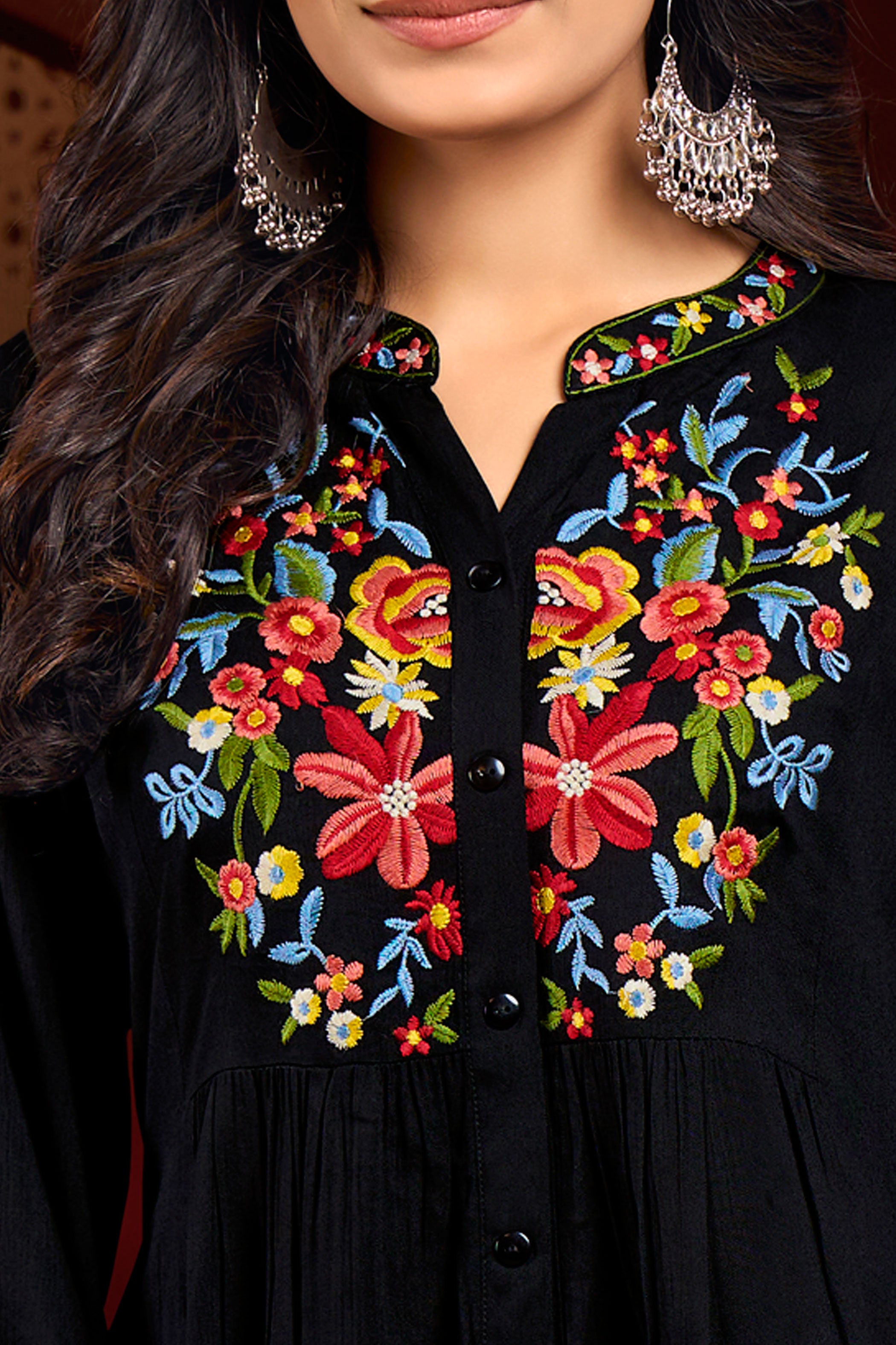 Floral Embroidered Mandarin Collar Thread Work Short Kurti