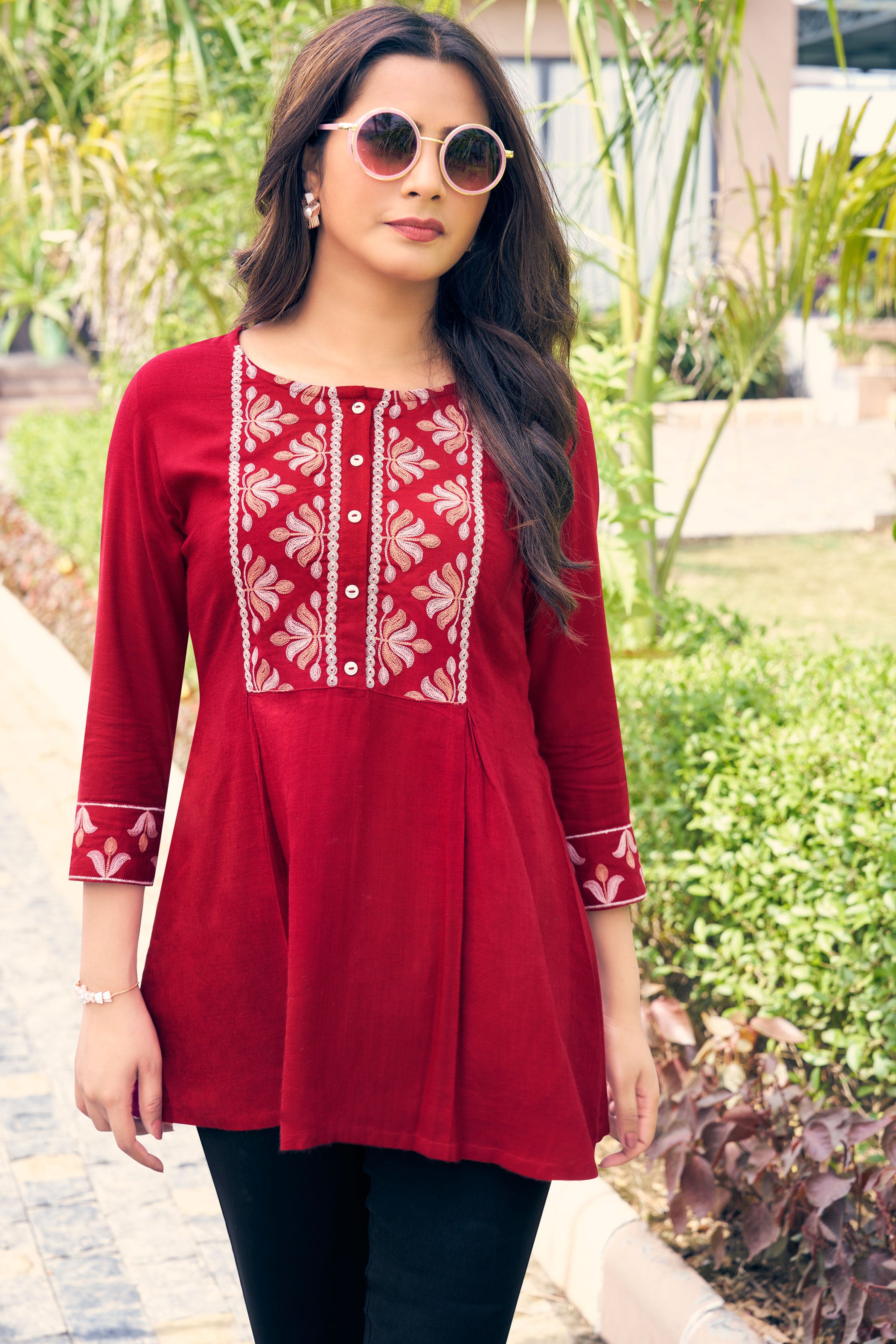 Floral Yoke Design Thread Work Short Kurti