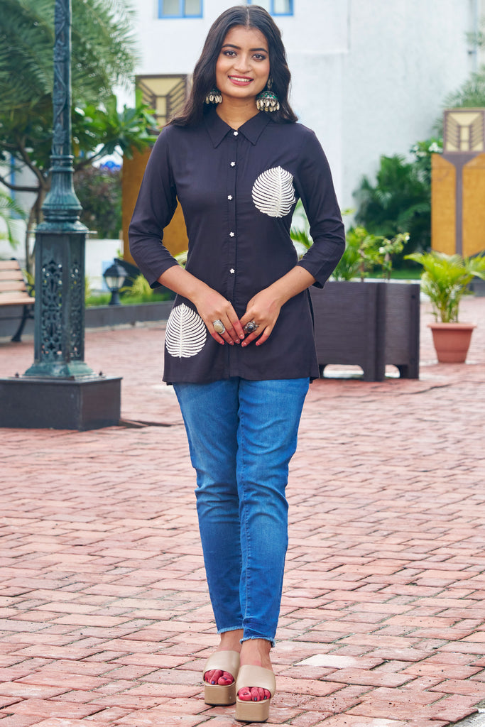 Black Embroidered Thread Work Shirt Collar Liva Kurta