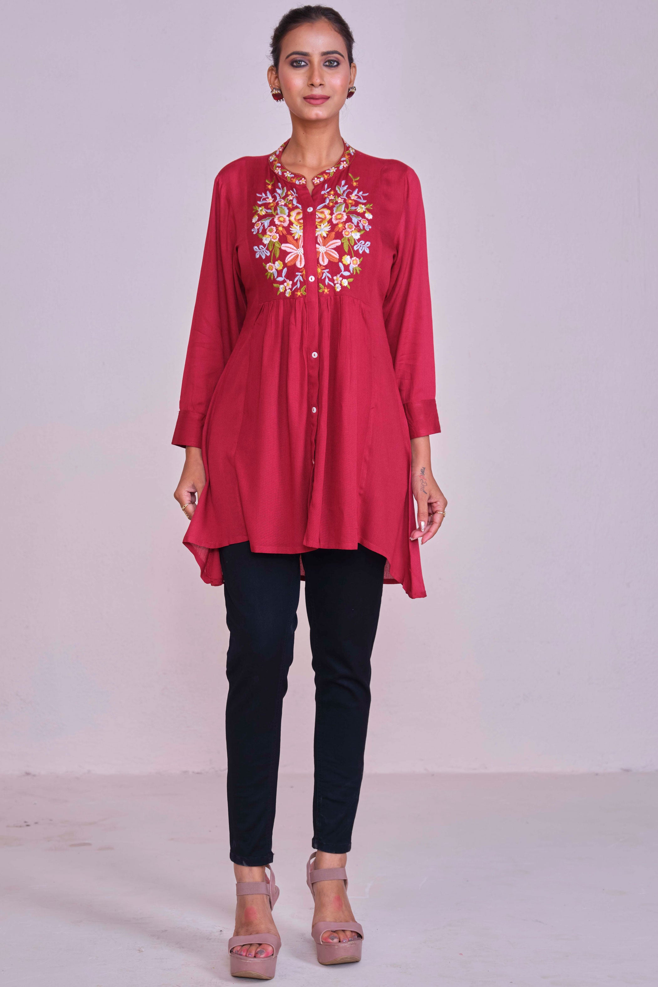 Floral Embroidered Mandarin Collar A-Line Liva Kurta