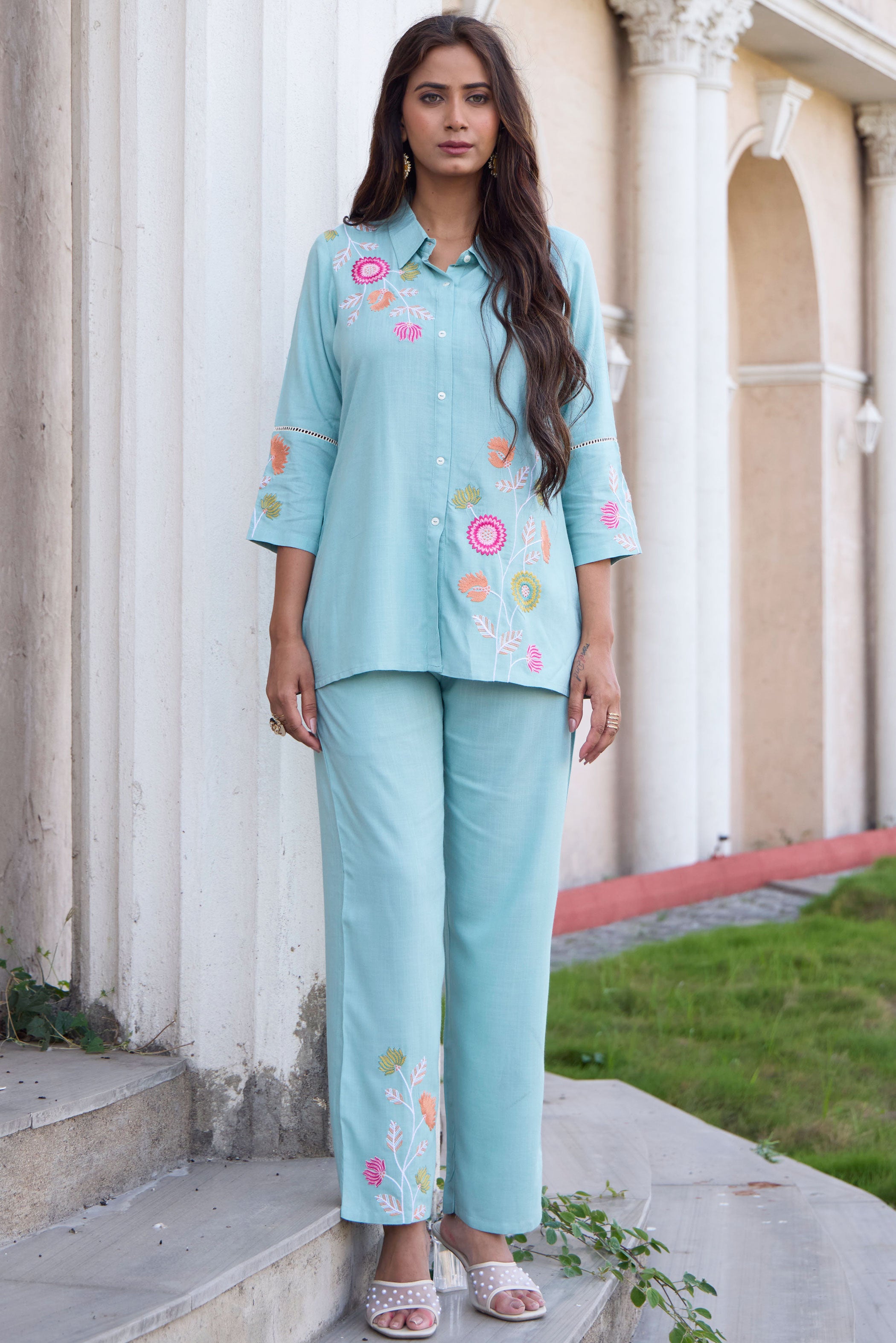 Collar Neck Embroidered Kurta With Trousers Co-Ords